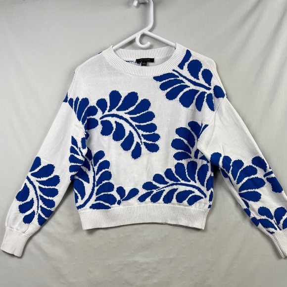 Ann Taylor Sweaters - Ann Taylor Pullover Cropped Sweater Womens Medium White Blue Leaf Cotton Knit